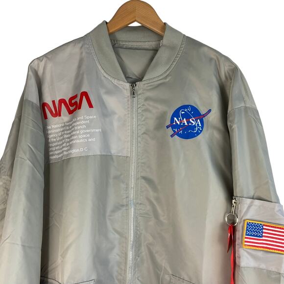 NASA Bomber Jacket Men XXL Gray Apollo Gorpcore Astronaut US Flag Patch - Picture 1 of 10